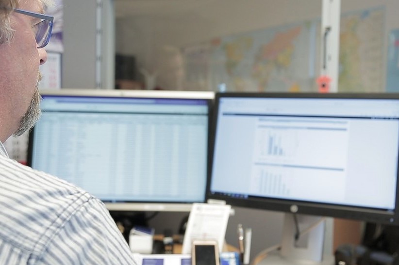 Agilon warehouse automation web portal Agilon warehouse automation web portal with the reports you need in efficient production, distribution and maintenance intralogistics