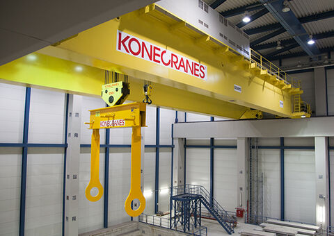 Konecranes SM crane