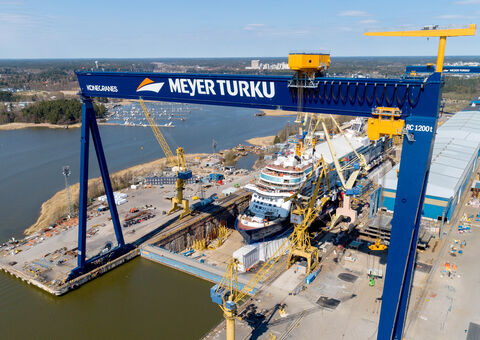Meyerturku Crane Delivery